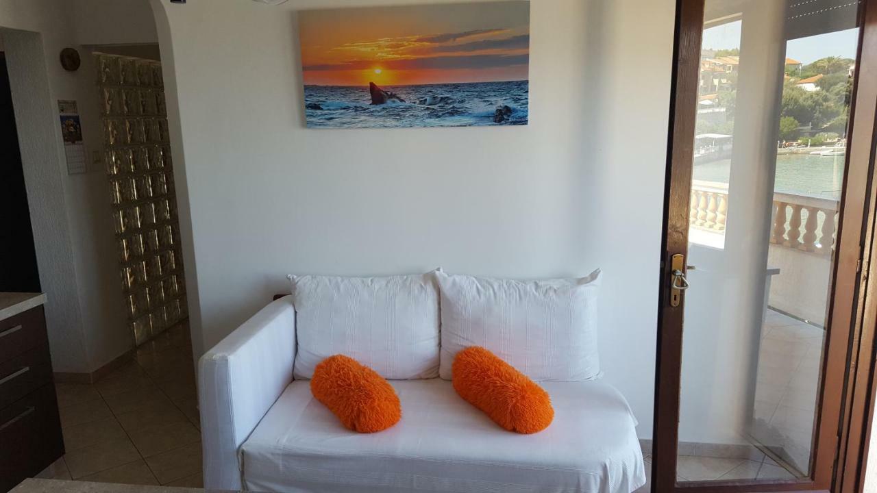 Apartmani Marenda Supetarska Draga Εξωτερικό φωτογραφία