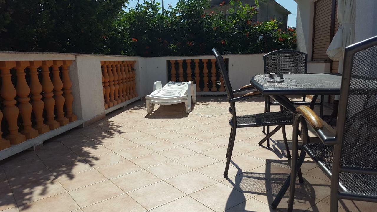 Apartmani Marenda Supetarska Draga Εξωτερικό φωτογραφία